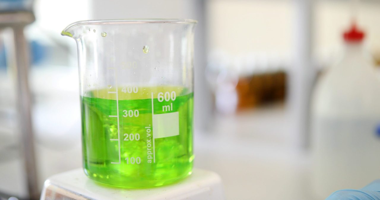mechanical-stirring-liquid-of-green-color-is-mixed-LVFBF2S-scaled-1280x675.jpg